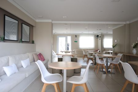 Apartamento à venda com 29m², 1 quarto e sem vagaÁrea comum - Salão de festas