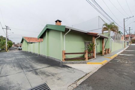 Casa de condomínio para alugar com 120m², 3 quartos e 3 vagasFachada