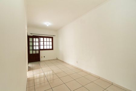 Casa de condomínio para alugar com 120m², 3 quartos e 3 vagasSala/Cozinha