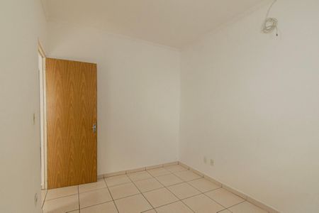 Casa de condomínio para alugar com 120m², 3 quartos e 3 vagasQuarto 2