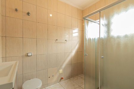 Casa de condomínio para alugar com 120m², 3 quartos e 3 vagasBanheiro