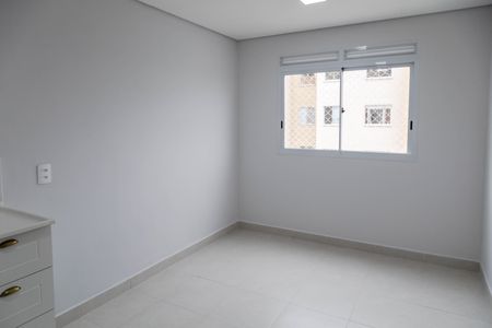 Apartamento à venda com 33m², 2 quartos e sem vaga Apartamento à venda com 33m², 2 quartos e sem vagaSala/Cozinha
