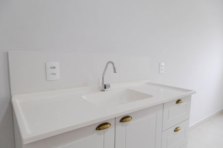 Apartamento à venda com 33m², 2 quartos e sem vaga Apartamento à venda com 33m², 2 quartos e sem vagaSala/Cozinha