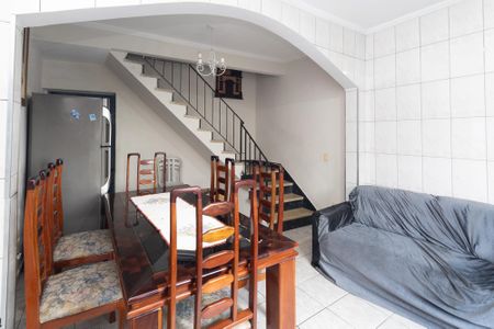 Casa à venda com 85m², 2 quartos e 1 vagaSala