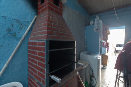 Casa à venda com 85m², 2 quartos e 1 vagaÁrea de serviço