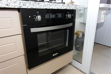 Apartamento à venda com 51m², 2 quartos e 1 vagaCozinha - Forno