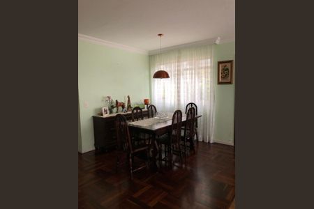 Casa à venda com 153m², 3 quartos e 2 vagas Casa à venda com 153m², 3 quartos e 2 vagasSala de Jantar