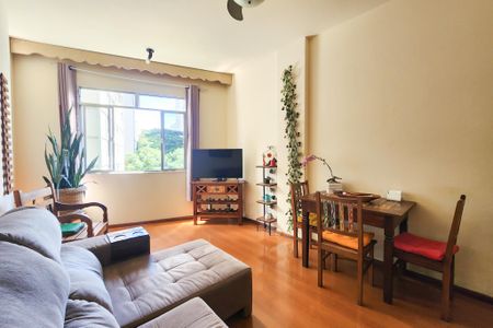 Apartamento para alugar com 82m², 2 quartos e sem vaga Apartamento para alugar com 82m², 2 quartos e sem vagaSala