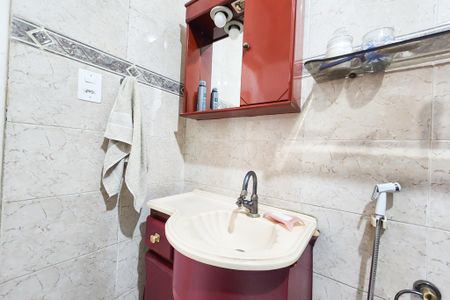 Apartamento para alugar com 82m², 2 quartos e sem vaga Apartamento para alugar com 82m², 2 quartos e sem vagaBanheiro