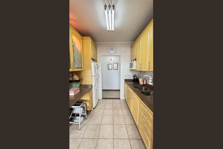 Apartamento à venda com 98m², 2 quartos e 2 vagasCozinha