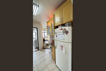 Apartamento à venda com 98m², 2 quartos e 2 vagasCozinha