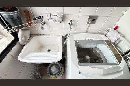 Apartamento à venda com 98m², 2 quartos e 2 vagasÁrea de Serviço