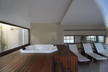 Apartamento à venda com 64m², 2 quartos e 1 vagaÁrea comum