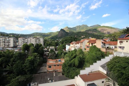 Apartamento à venda com 64m², 2 quartos e 1 vagaQuarto 2 - Vista