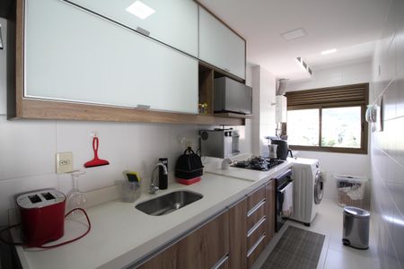 Apartamento à venda com 64m², 2 quartos e 1 vagaCozinha