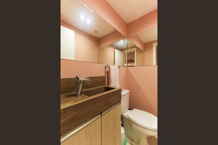 Apartamento à venda com 265m², 4 quartos e 3 vagas Apartamento à venda com 265m², 4 quartos e 3 vagasLavabo