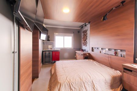 Apartamento à venda com 265m², 4 quartos e 3 vagas Apartamento à venda com 265m², 4 quartos e 3 vagasSuíte 2