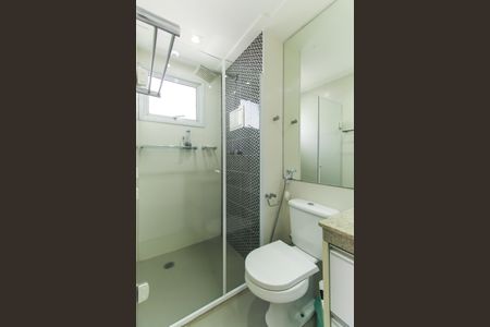 Apartamento à venda com 265m², 4 quartos e 3 vagas Apartamento à venda com 265m², 4 quartos e 3 vagasBanheiro da Suíte 2