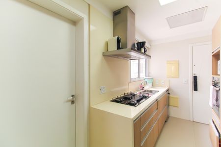 Apartamento à venda com 265m², 4 quartos e 3 vagas Apartamento à venda com 265m², 4 quartos e 3 vagasCozinha