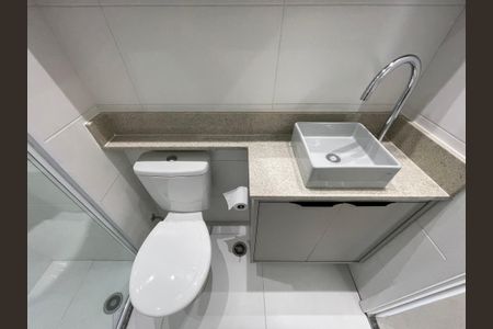 Studio para alugar com 25m², 1 quarto e sem vaga Studio para alugar com 25m², 1 quarto e sem vagaBanheiro