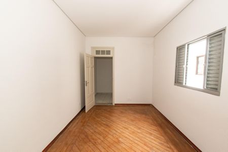 Casa para alugar com 150m², 3 quartos e 2 vagasSuíte