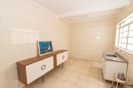 Casa para alugar com 150m², 3 quartos e 2 vagasCozinha