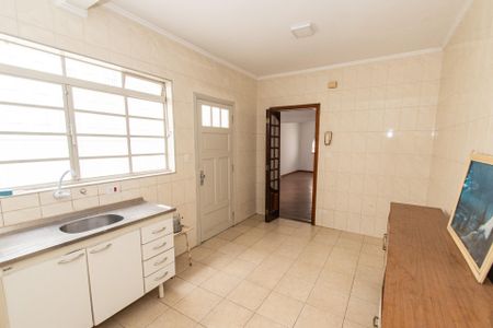 Casa para alugar com 150m², 3 quartos e 2 vagasCozinha