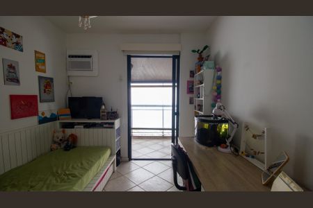 Apartamento à venda com 190m², 3 quartos e 2 vagasQuarto 2