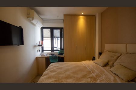 Apartamento à venda com 190m², 3 quartos e 2 vagasSuíte