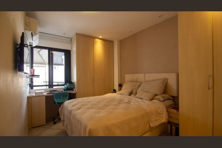 Apartamento à venda com 190m², 3 quartos e 2 vagasSuíte