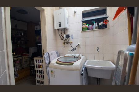 Apartamento à venda com 190m², 3 quartos e 2 vagasCozinha e Área de Serviço