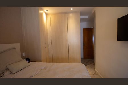 Apartamento à venda com 190m², 3 quartos e 2 vagasSuíte