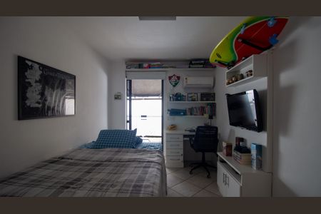 Apartamento à venda com 190m², 3 quartos e 2 vagasQuarto 1