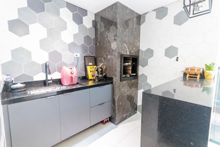 Apartamento à venda com 115m², 2 quartos e 2 vagas Apartamento à venda com 115m², 2 quartos e 2 vagasCozinha