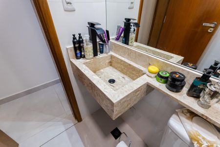 Apartamento à venda com 115m², 2 quartos e 2 vagas Apartamento à venda com 115m², 2 quartos e 2 vagasBanheiro