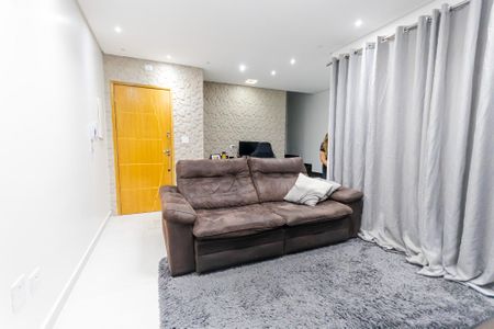 Apartamento à venda com 115m², 2 quartos e 2 vagas Apartamento à venda com 115m², 2 quartos e 2 vagasSala