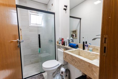 Apartamento à venda com 115m², 2 quartos e 2 vagas Apartamento à venda com 115m², 2 quartos e 2 vagasBanheiro da Suíte