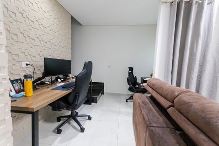 Apartamento à venda com 115m², 2 quartos e 2 vagas Apartamento à venda com 115m², 2 quartos e 2 vagasEscritório