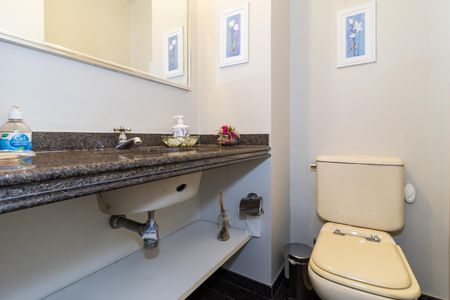 Apartamento à venda com 272m², 4 quartos e 3 vagasLavabo