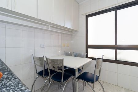 Apartamento à venda com 272m², 4 quartos e 3 vagasCozinha
