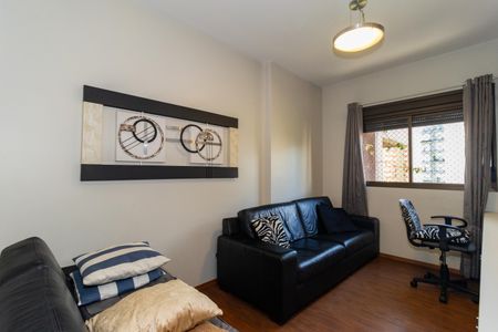 Apartamento à venda com 272m², 4 quartos e 3 vagasEscritório