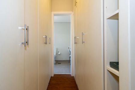 Apartamento à venda com 272m², 4 quartos e 3 vagasSuíte 1