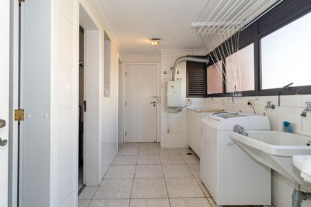 Apartamento à venda com 272m², 4 quartos e 3 vagasÁrea de Serviço