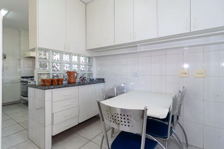 Apartamento à venda com 272m², 4 quartos e 3 vagasCozinha