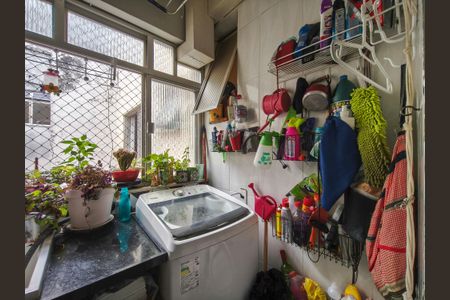 Apartamento à venda com 86m², 3 quartos e 1 vagaÁrea de Serviço