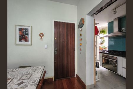 Apartamento à venda com 86m², 3 quartos e 1 vagaSala