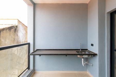 Apartamento à venda com 49m², 2 quartos e 1 vaga Apartamento à venda com 49m², 2 quartos e 1 vagaVaranda