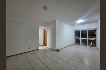 Apartamento à venda com 110m², 4 quartos e 1 vagaSala