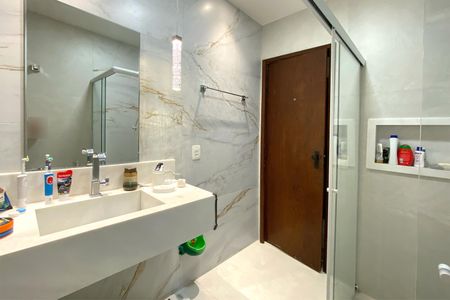 Apartamento à venda com 100m², 3 quartos e 2 vagas Apartamento à venda com 100m², 3 quartos e 2 vagasBanheiro Social