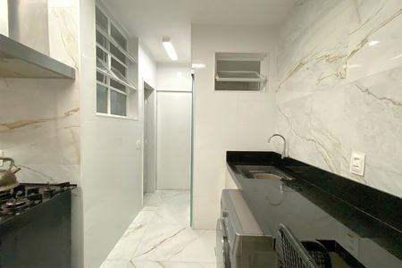 Apartamento à venda com 100m², 3 quartos e 2 vagas Apartamento à venda com 100m², 3 quartos e 2 vagasÁrea de Serviço